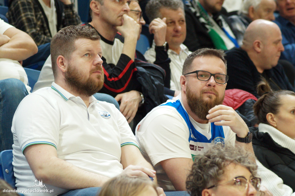 Kibice na meczu anwil vs Karhu