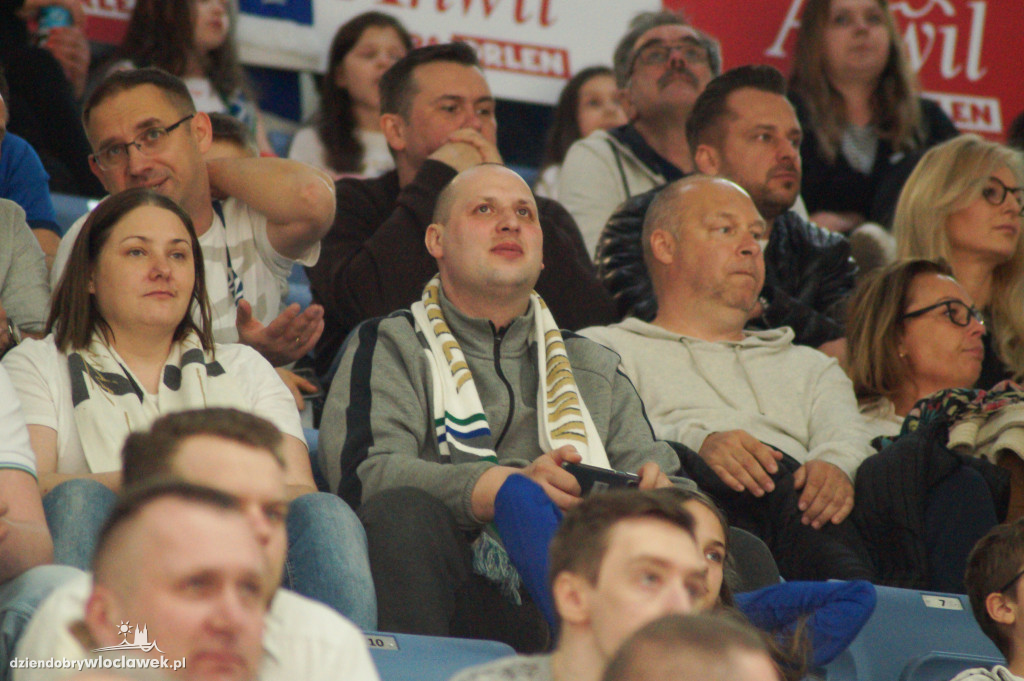 Kibice na meczu anwil vs Karhu