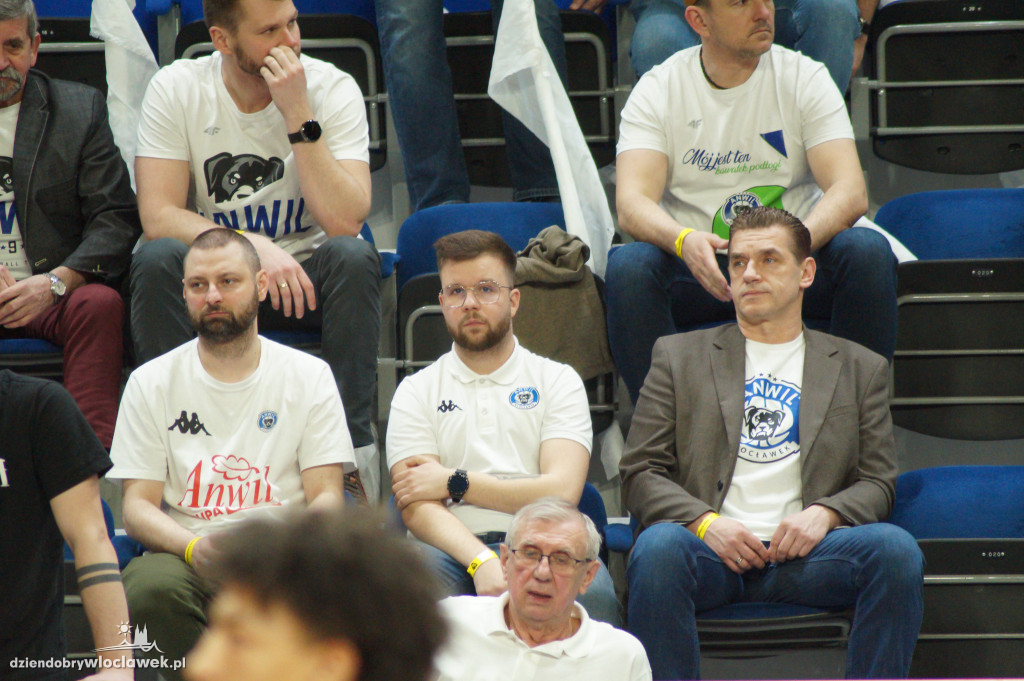 Kibice na meczu anwil vs Karhu