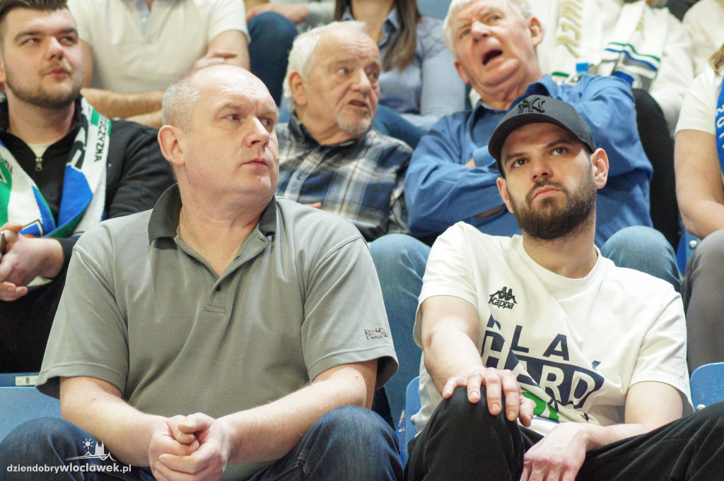 Kibice na meczu anwil vs Karhu