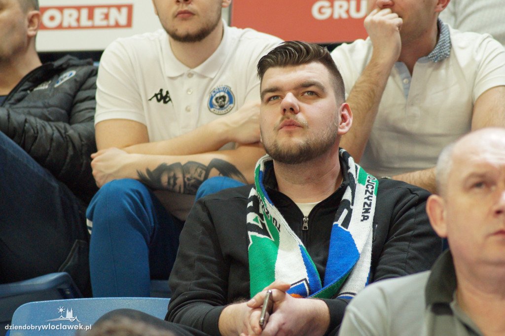 Kibice na meczu anwil vs Karhu