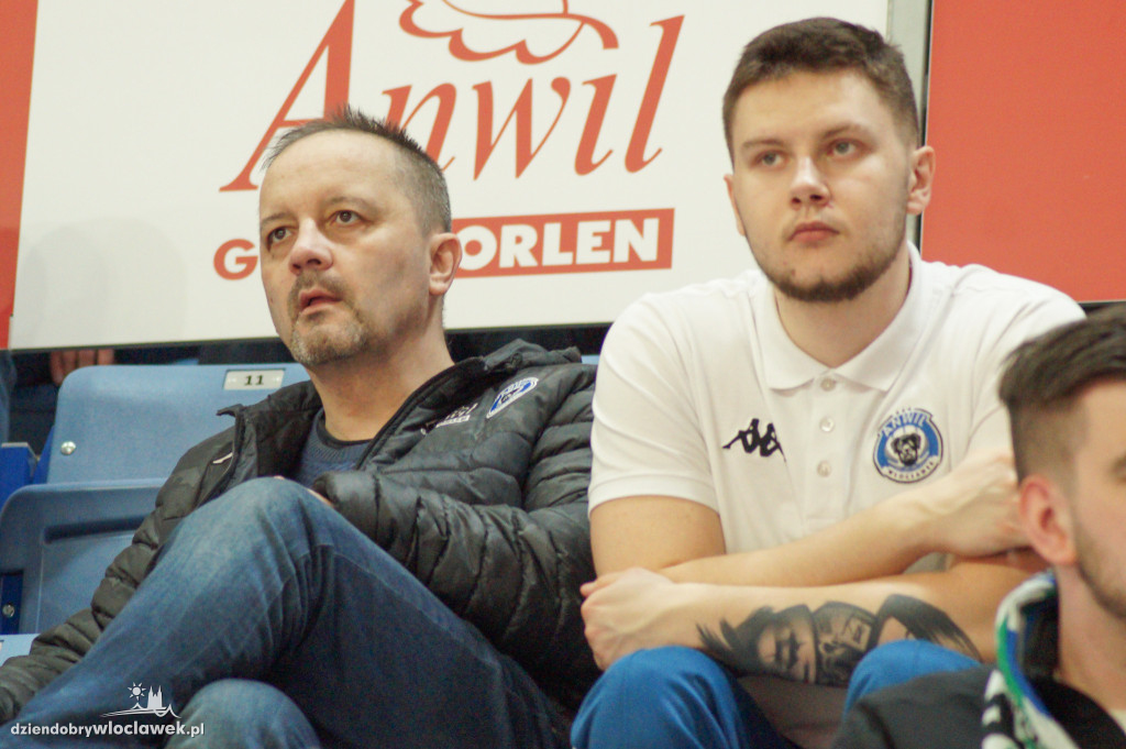 Kibice na meczu anwil vs Karhu