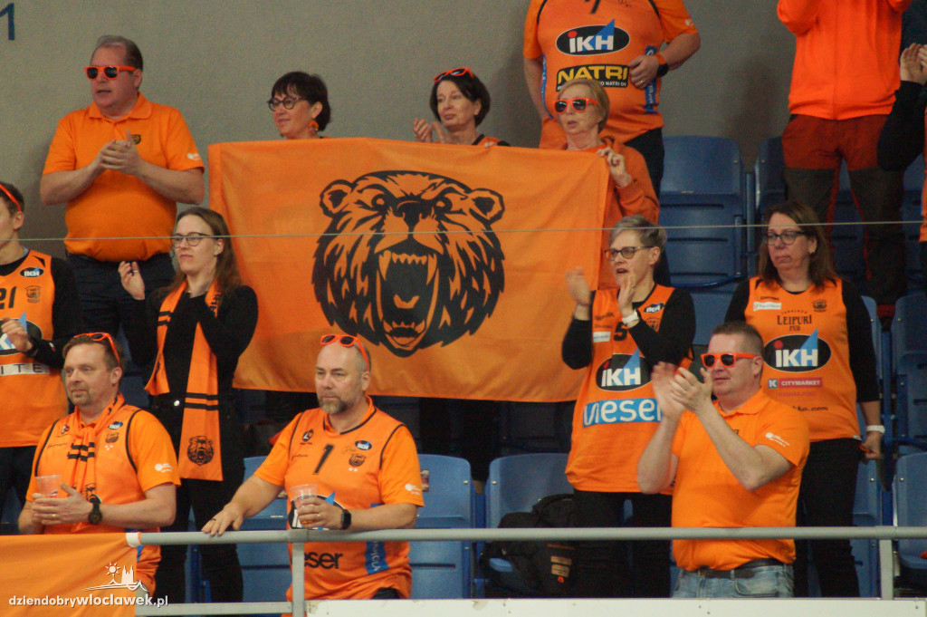 Kibice na meczu anwil vs Karhu