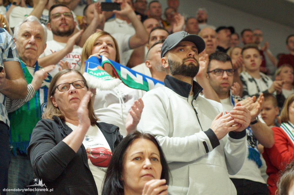 Kibice na meczu anwil vs Karhu