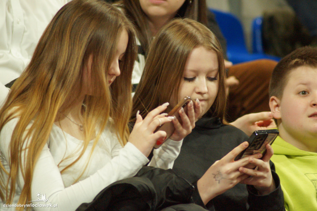 Kibice na meczu anwil vs Karhu