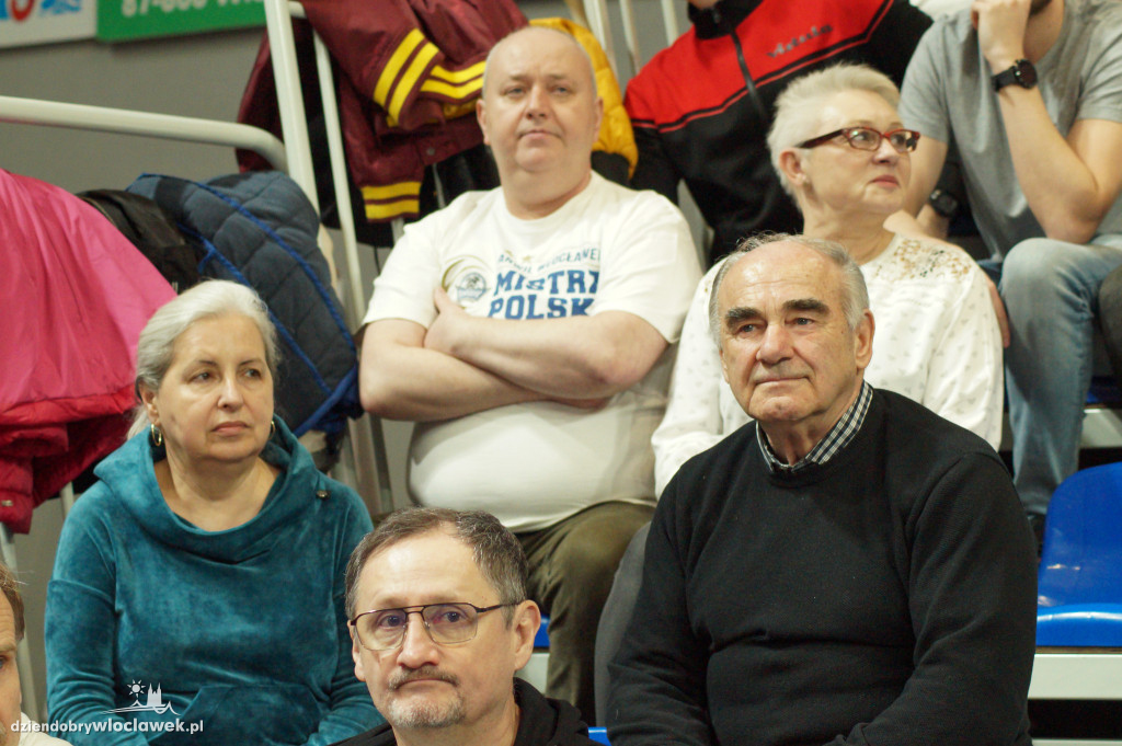 Kibice na meczu anwil vs Karhu
