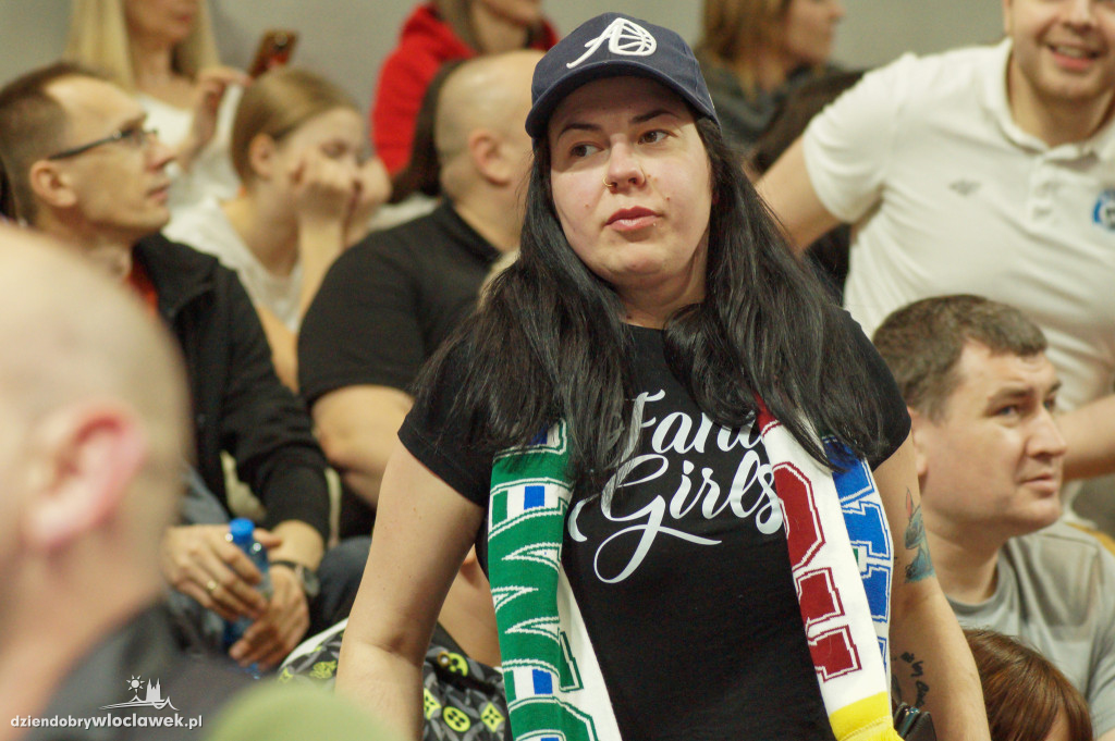 Kibice na meczu anwil vs Karhu