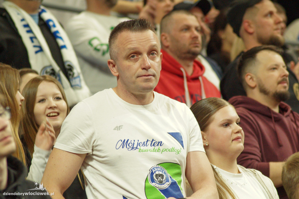 Kibice na meczu anwil vs Karhu