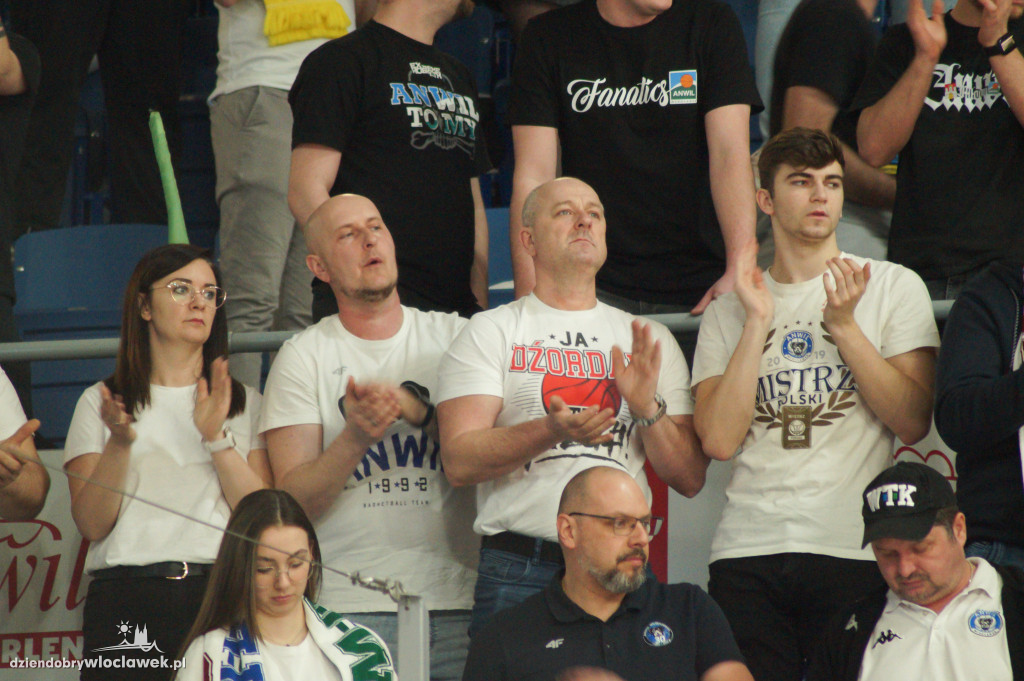 Kibice na meczu anwil vs Karhu