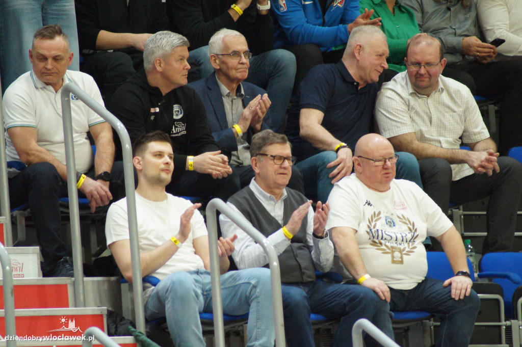 Kibice na meczu anwil vs Karhu