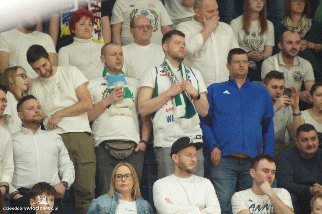 Kibice na meczu anwil vs Karhu