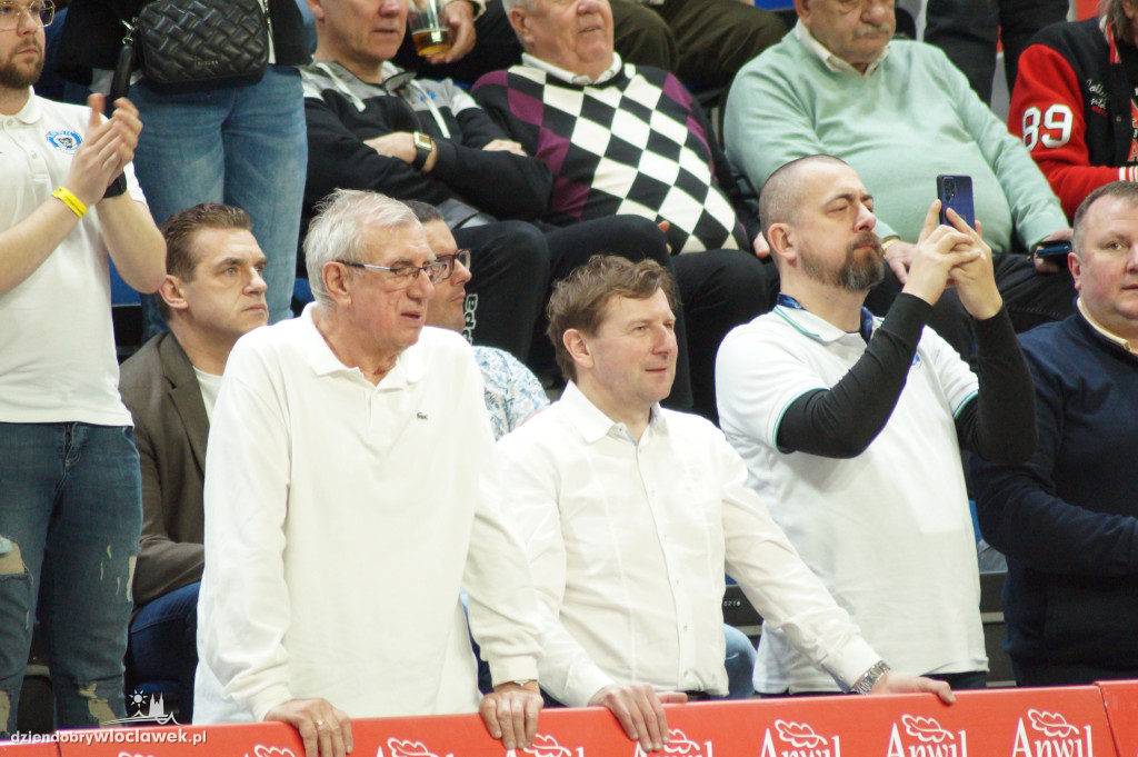Kibice na meczu anwil vs Karhu