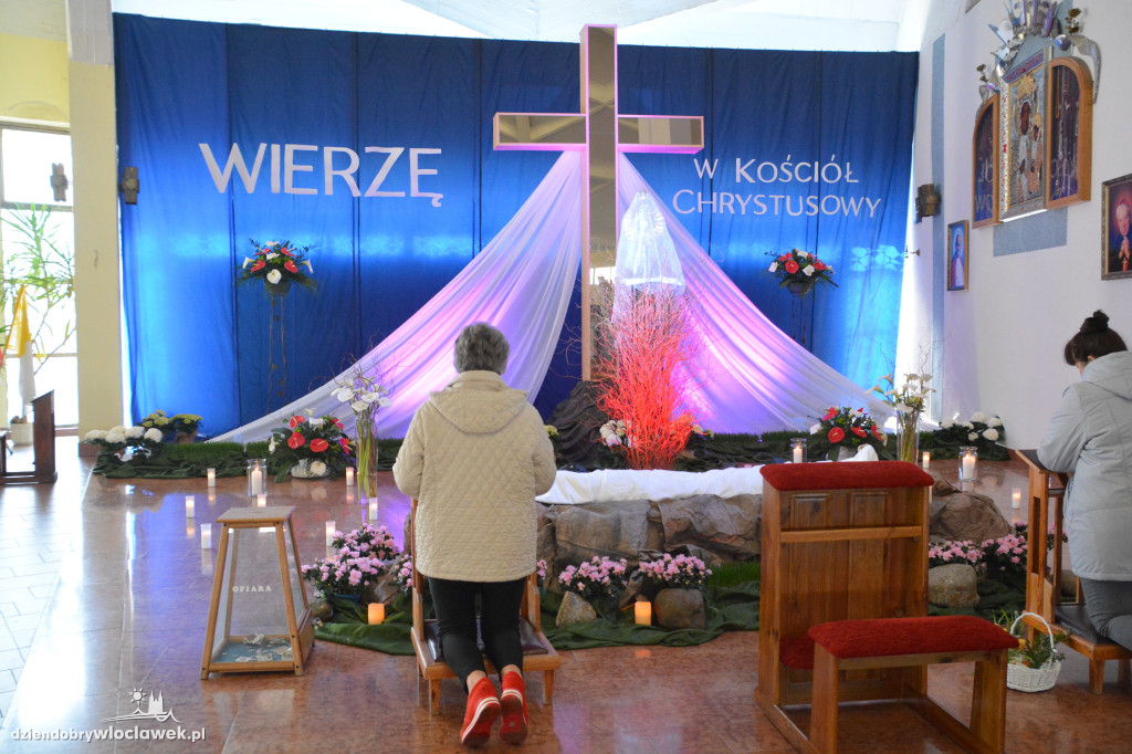 Wielkanoc 2023: Groby Pańskie w kościołach