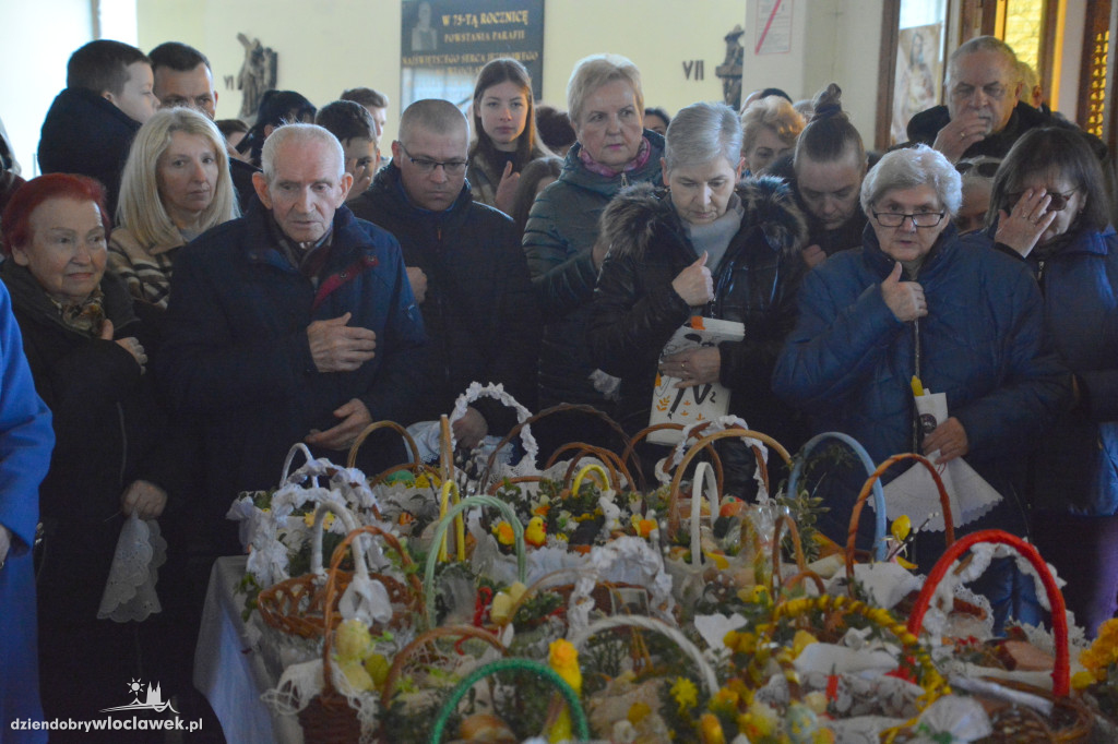 Święcenie pokarmów w parafii przy Ostrowskiej