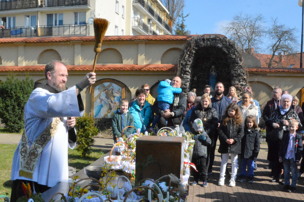 Święcenie pokarmów w klasztorze