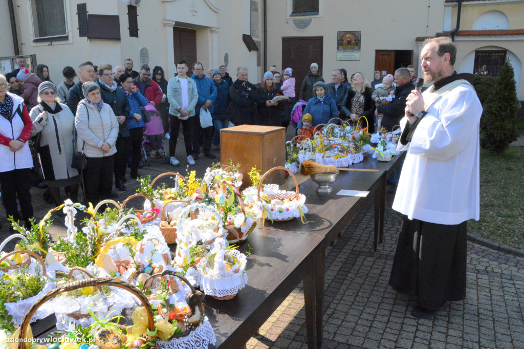 Święcenie pokarmów w klasztorze