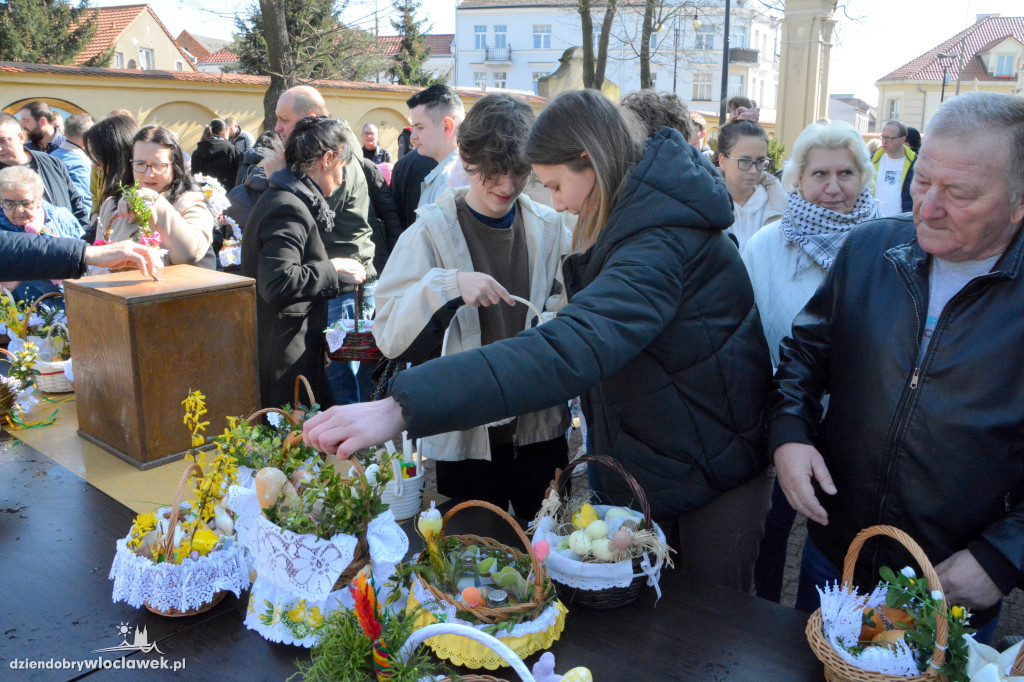 Święcenie pokarmów w klasztorze