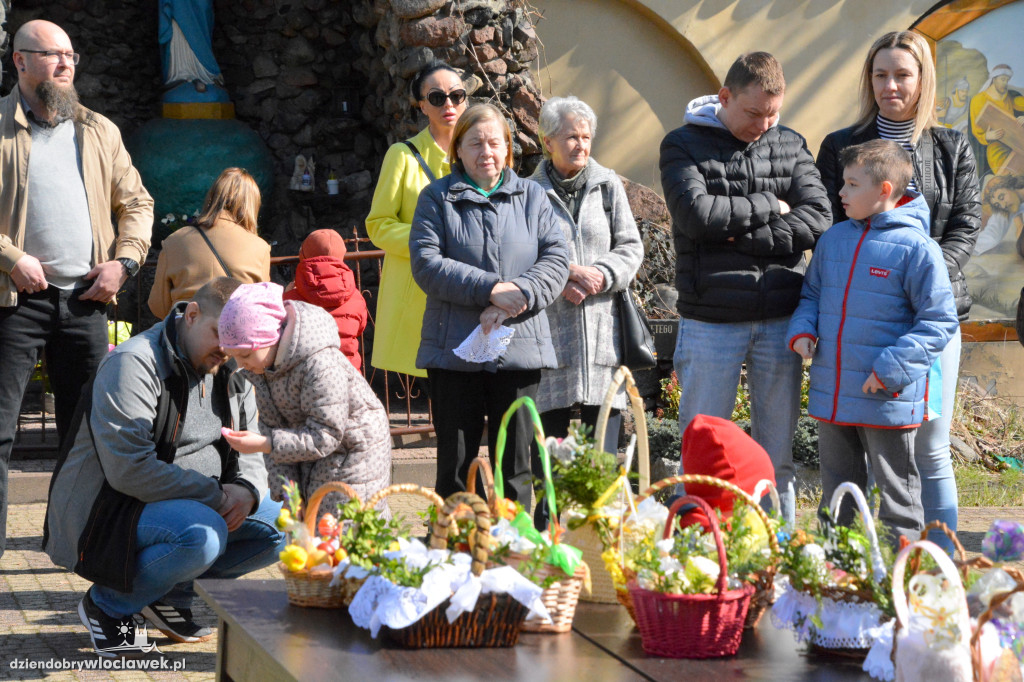 Święcenie pokarmów w klasztorze