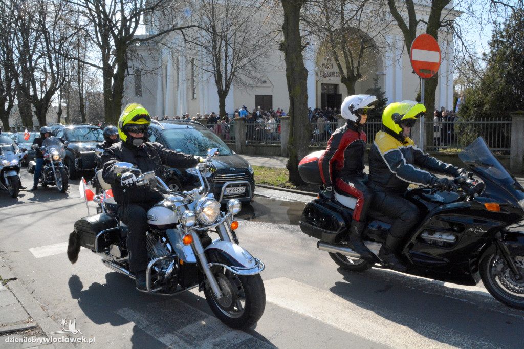 Wielkanoc 2023 : Motoświęconka w parafii Stanisława