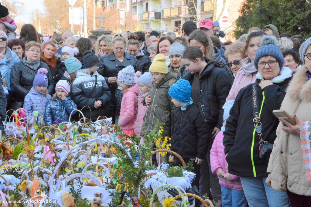 Wielkanoc 2023 : Motoświęconka w parafii Stanisława