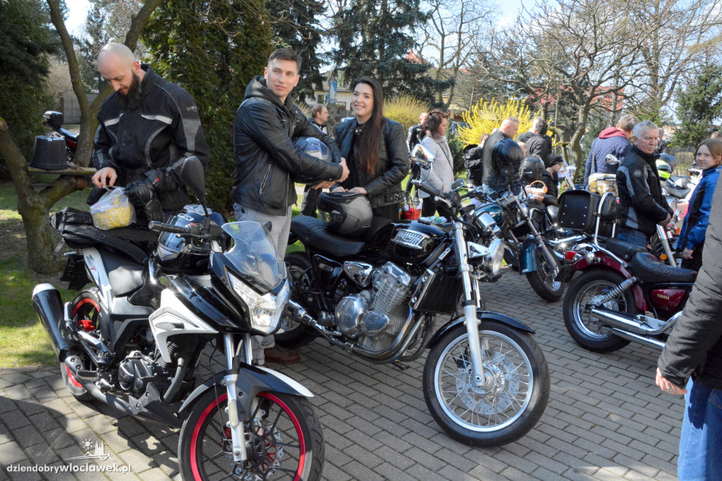 Wielkanoc 2023 : Motoświęconka w parafii Stanisława