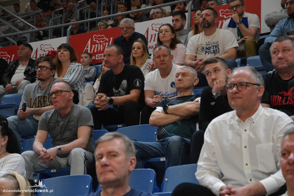 Kibice na meczu Anwil - Astoria