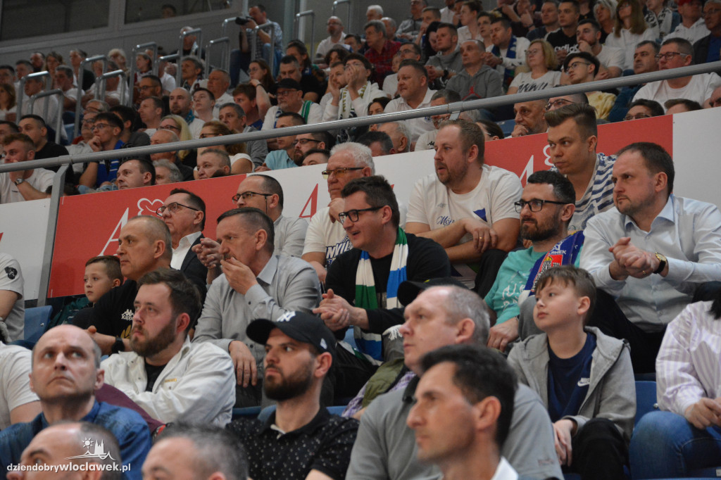 Kibice na meczu Anwil - Astoria