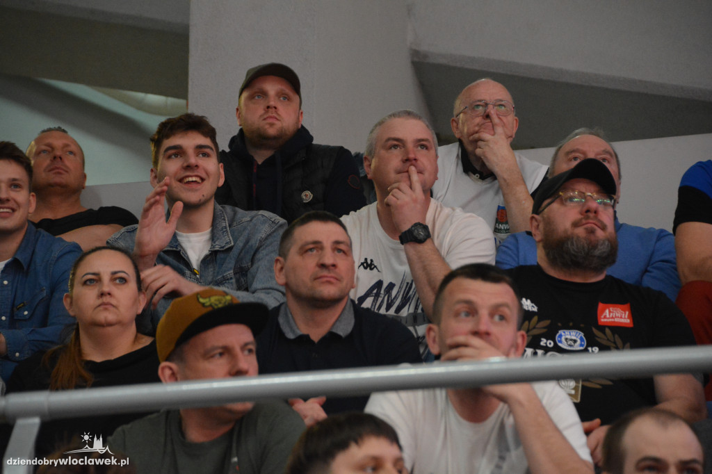 Kibice na meczu Anwil - Astoria