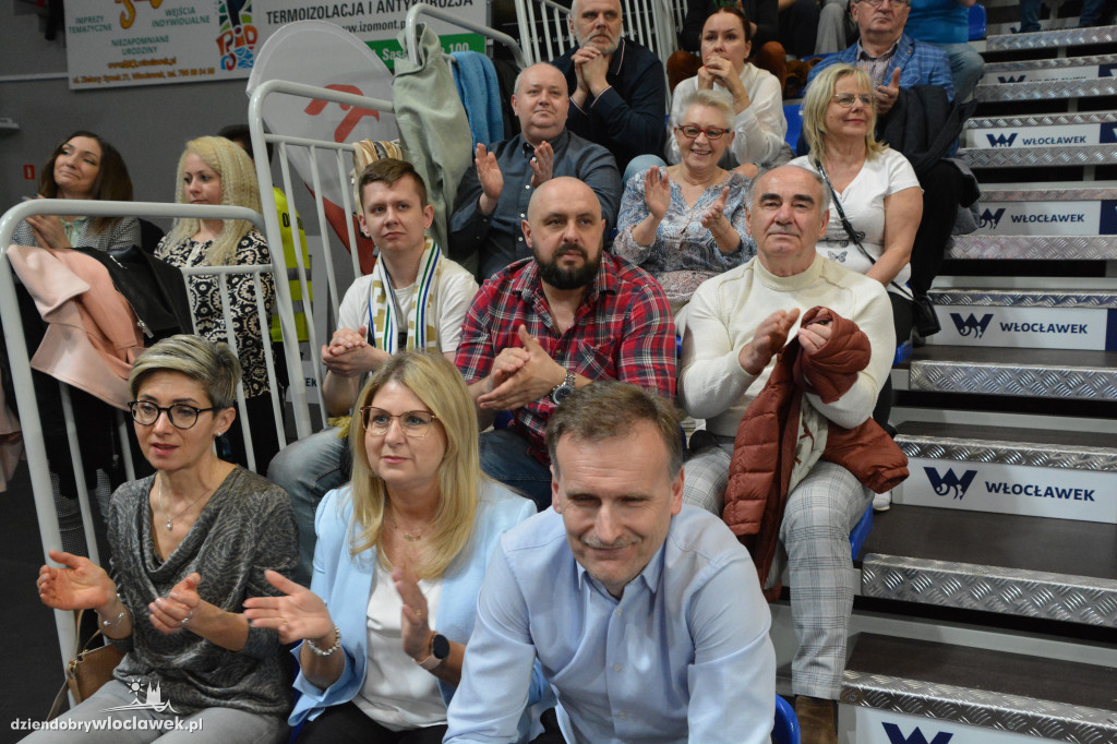 Kibice na meczu Anwil - Astoria