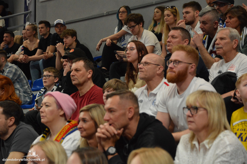 Kibice na meczu Anwil - Astoria