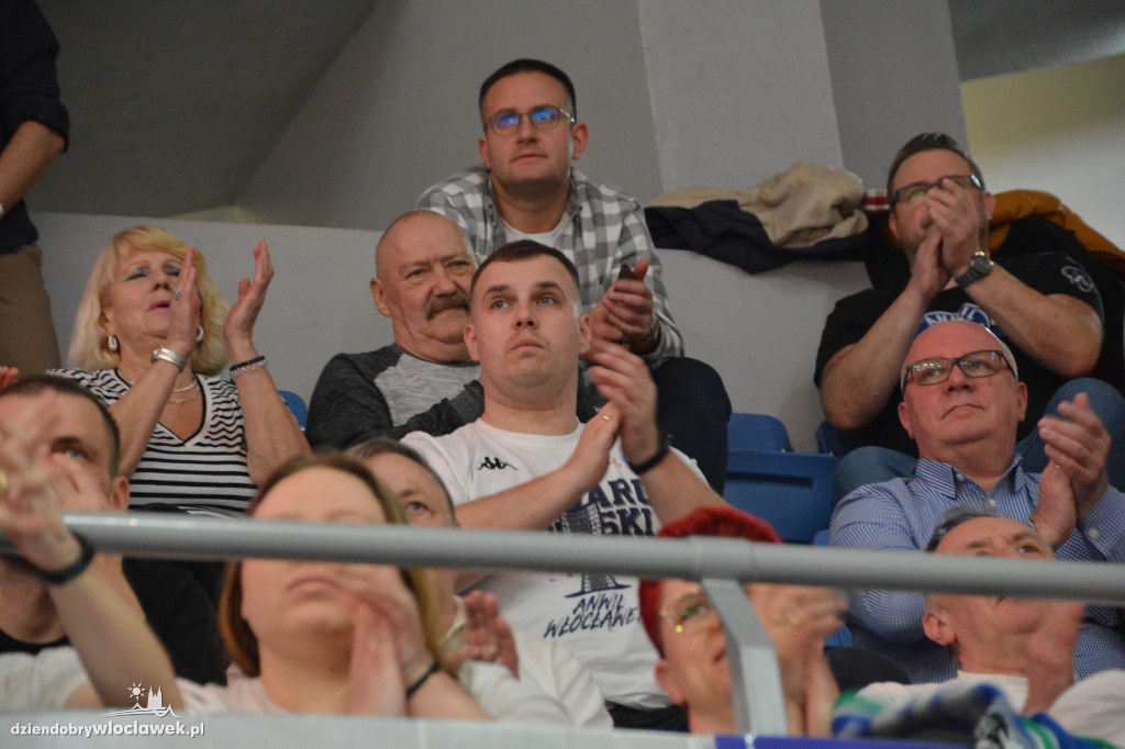 Kibice na meczu Anwil - Astoria