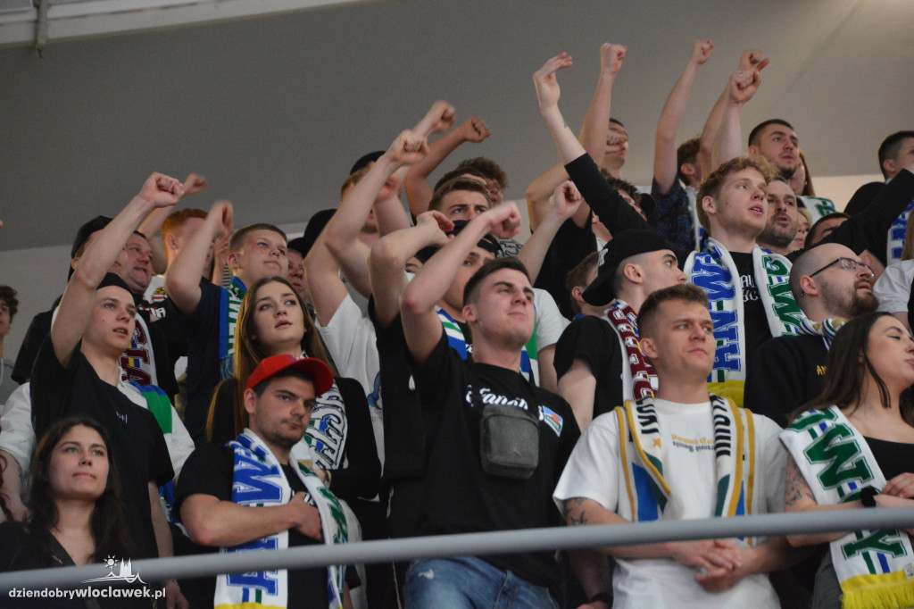 Kibice na meczu Anwil - Astoria