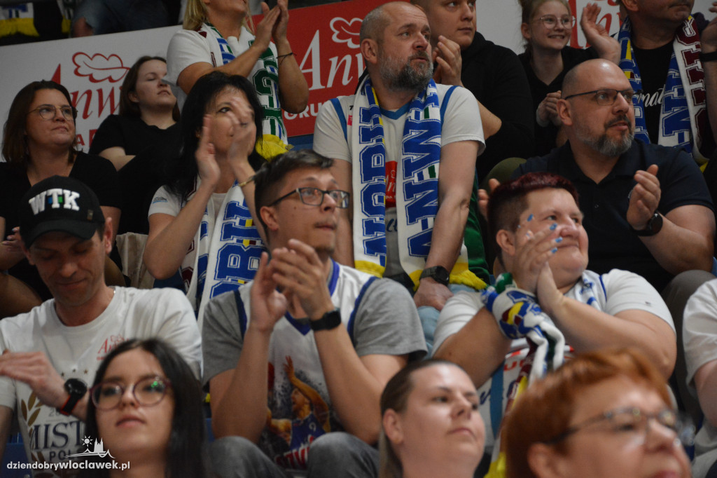 Kibice na meczu Anwil - Astoria
