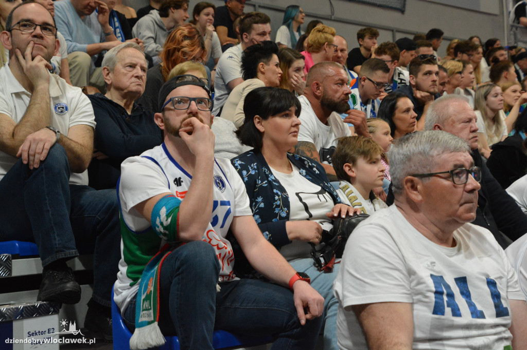 Kibice na meczu Anwil - Astoria