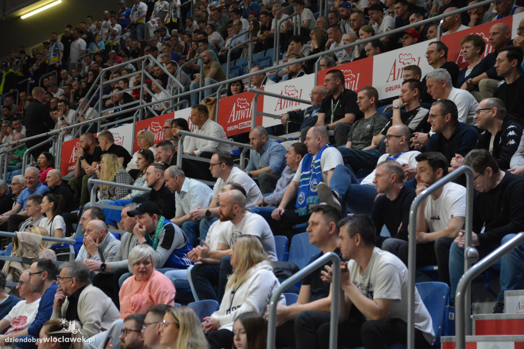 Kibice na meczu Anwil - Astoria