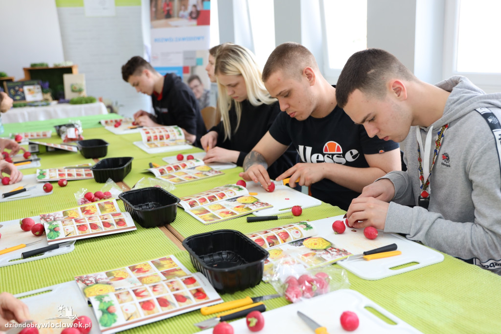 Sztuka rzeźbienia w owocach i warzywach - carving
