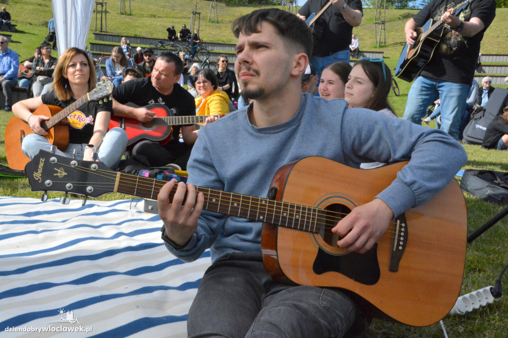 Gitarowy Rekord Świata 2023 na Słodowie