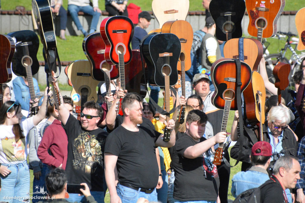 Gitarowy Rekord Świata 2023 na Słodowie