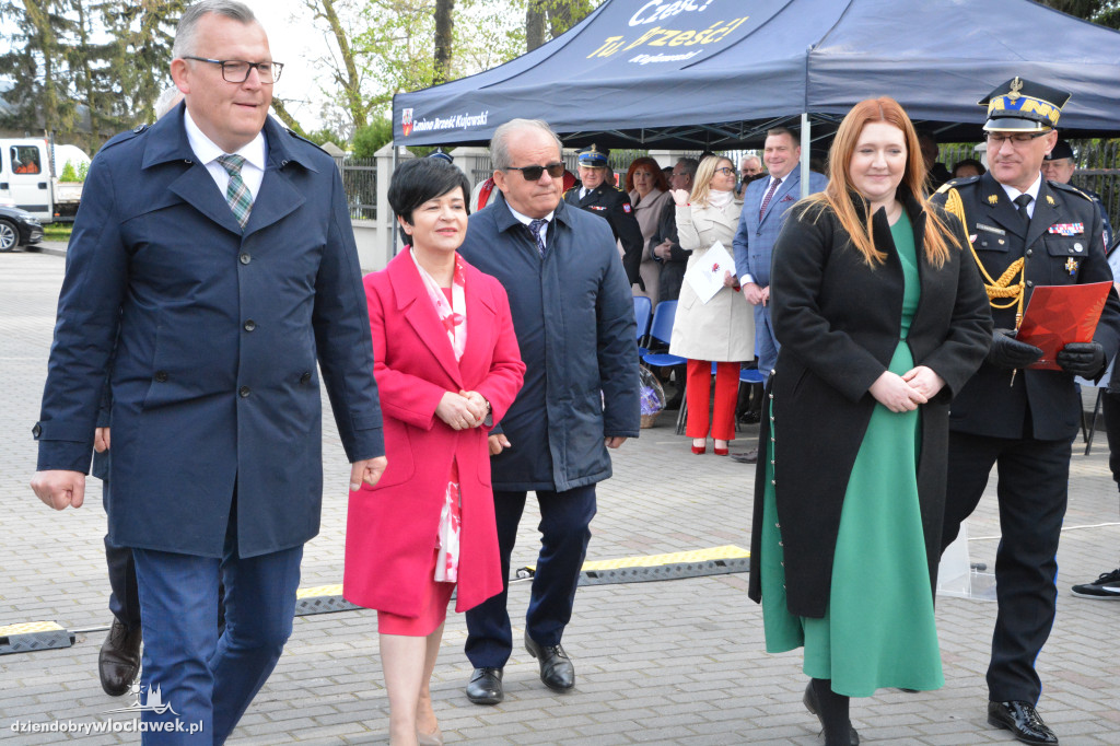 Nowy wóz ratowniczo-gaśniczy dla OSP w Machnaczu