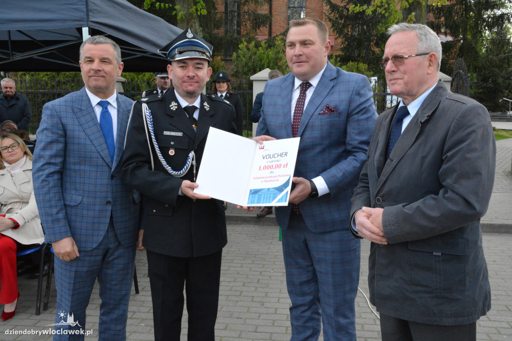 Nowy wóz ratowniczo-gaśniczy dla OSP w Machnaczu