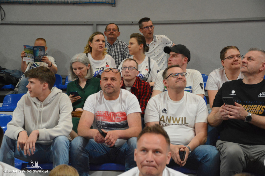 Kibice na trzecim meczu Anwil vs. King Szczecin