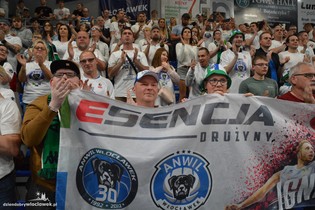 Kibice na trzecim meczu Anwil vs. King Szczecin