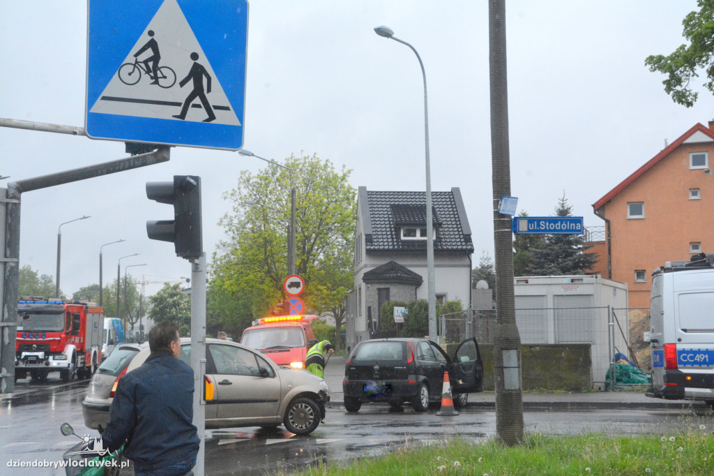 53-latek spowodował kolizję na skrzyżowaniu