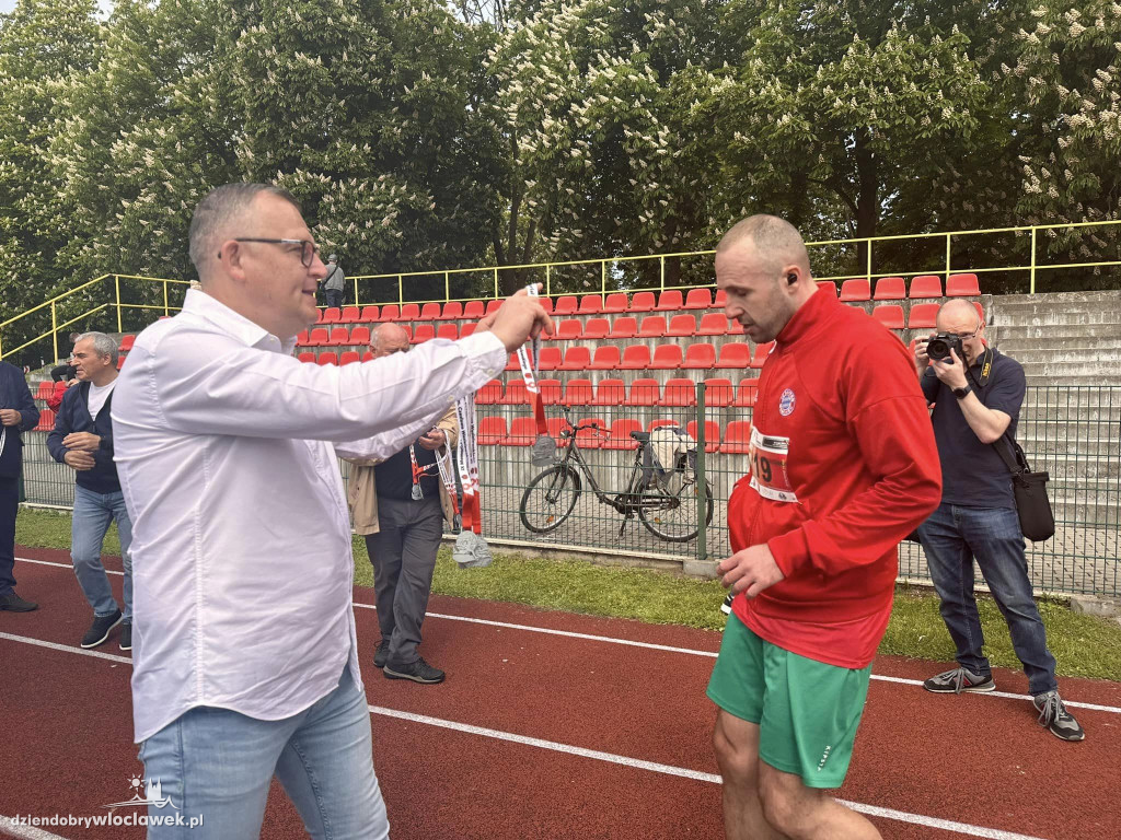 IX Memoriał im. Czesława Wasielewskiego - wręczanie medali