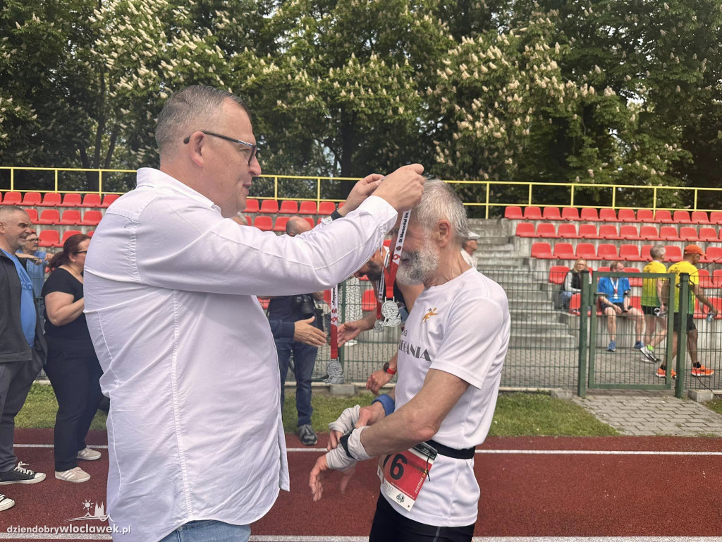 IX Memoriał im. Czesława Wasielewskiego - wręczanie medali