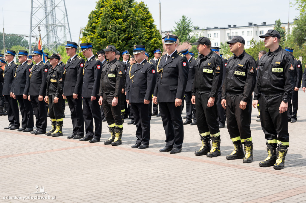 Awanse i odznaczenia dla strażaków z Włocławka (FOTO)