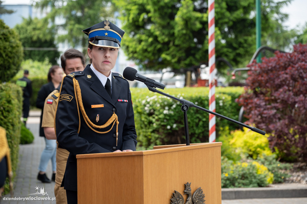 Awanse i odznaczenia dla strażaków z Włocławka (FOTO)