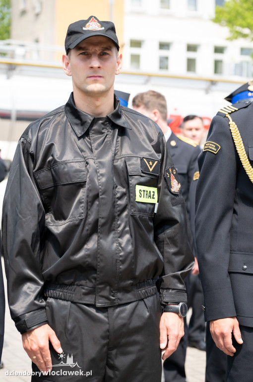 Awanse i odznaczenia dla strażaków z Włocławka (FOTO)