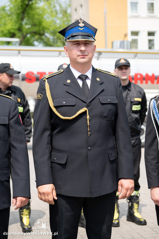 Awanse i odznaczenia dla strażaków z Włocławka (FOTO)