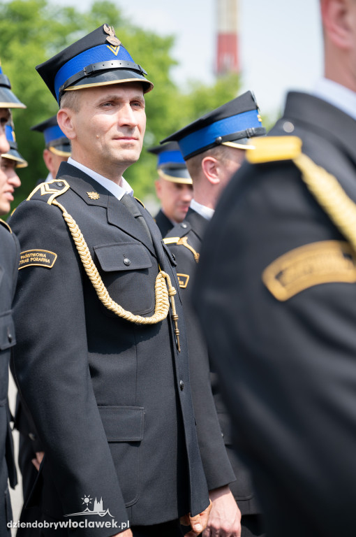 Awanse i odznaczenia dla strażaków z Włocławka (FOTO)